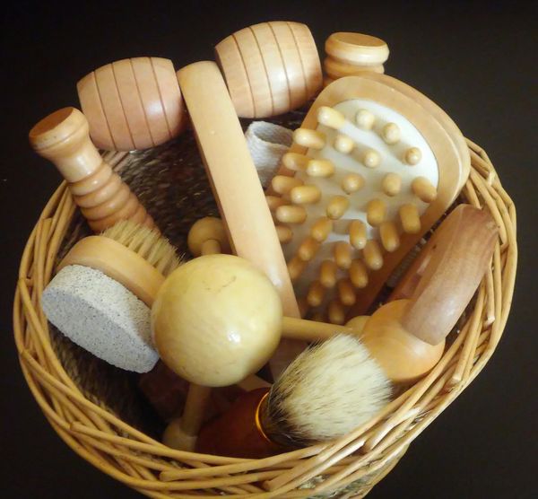 Dry Brush Massage
